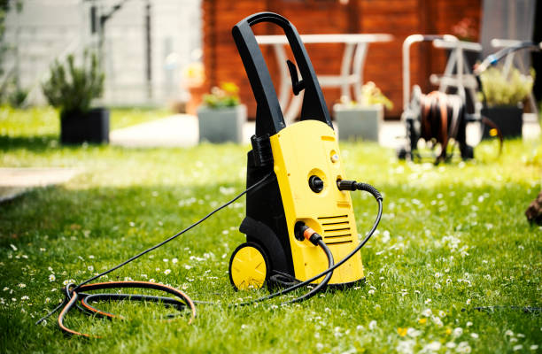 Best Gutter Cleaning  in Vadnais Heights, MN